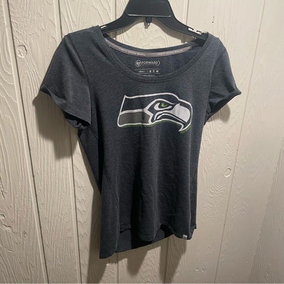 Seattle Seahawks ‘47 Brand Women’s T Shirt - Picture 2 of 5